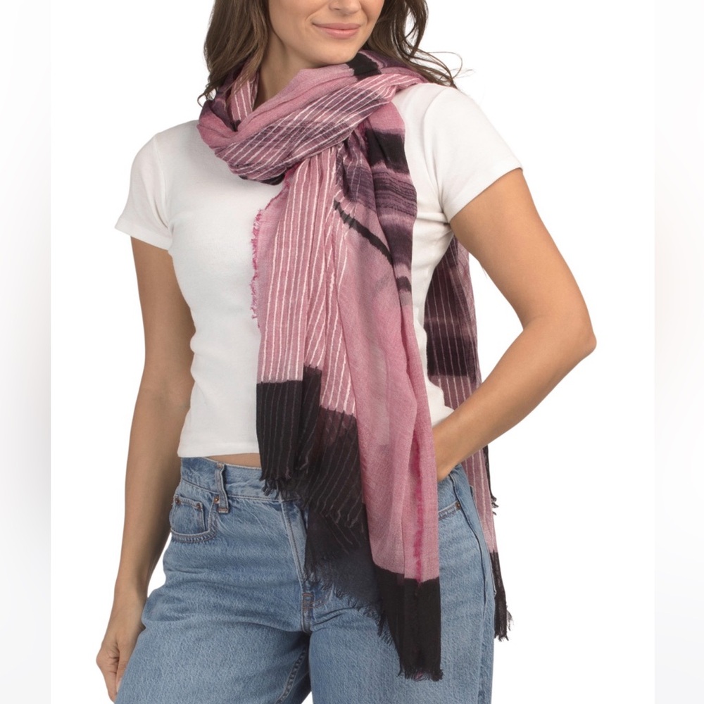 Hannah Rose Pink and Purple Lightweight Patterned Scarf
